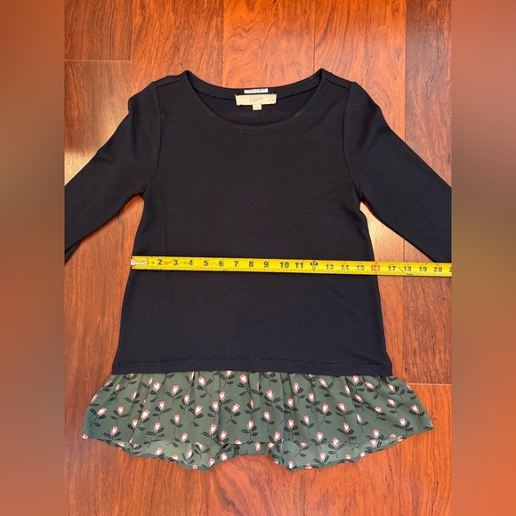 Blue Shirt with Floral Hem - Picture 3 of 6